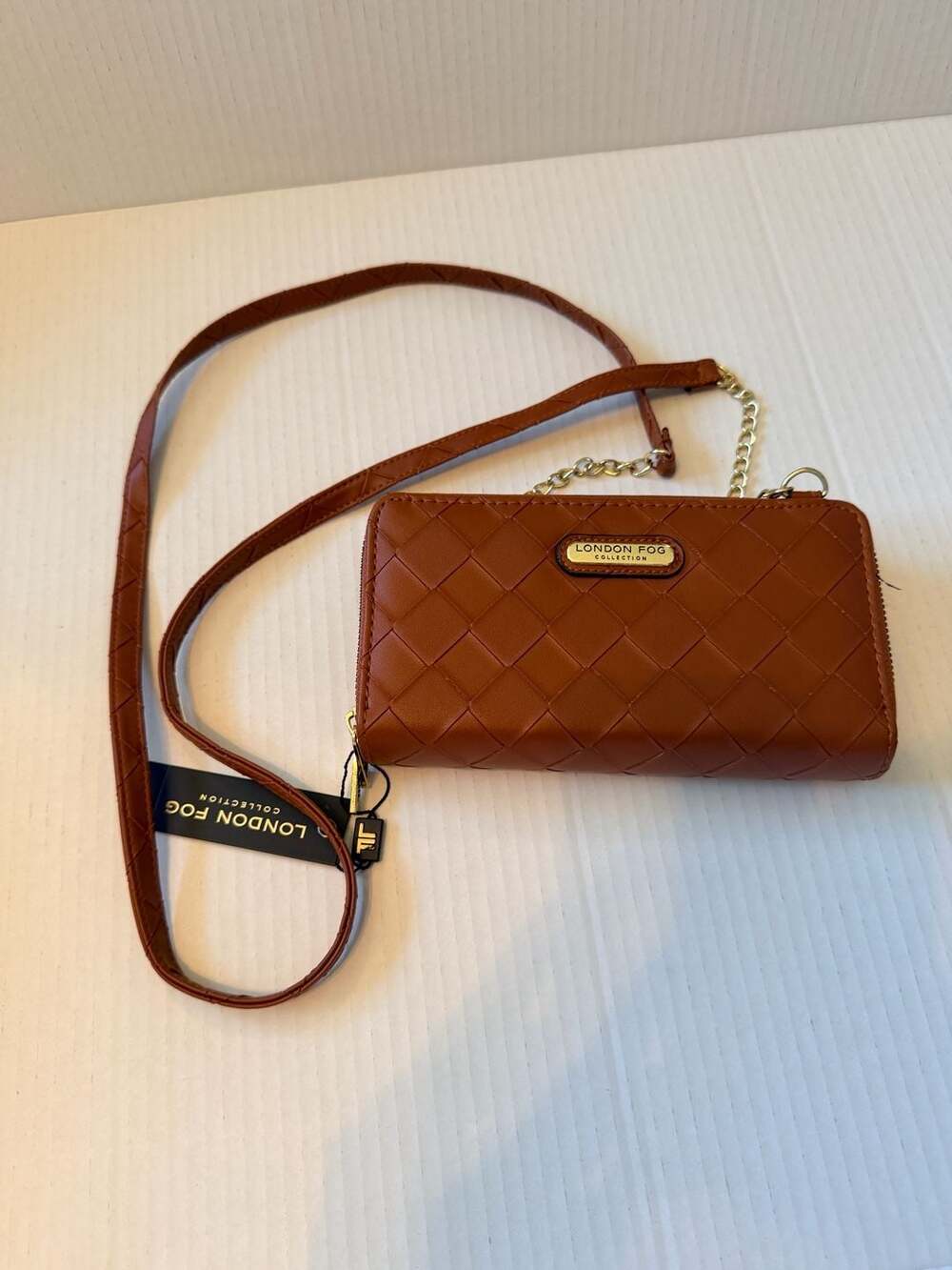 NWT London Fog Diana Woven Double Wallet Crossbody in Cognac